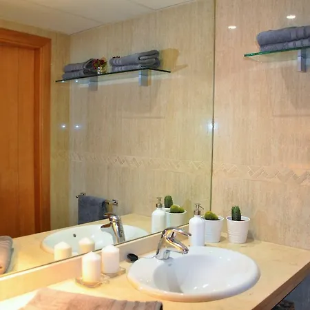 Apartment Torre1 *